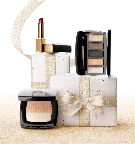 chanel tweed holiday gift set 2022|ULTIMATE ALLURE Makeup set .